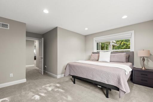 16957 Valley Road, Eden Prairie, MN 55347