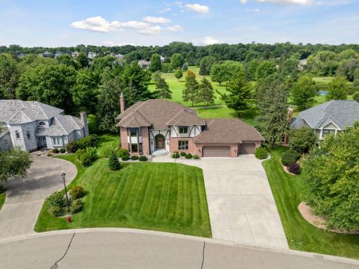 9658 Wedgewood Court, Woodbury, MN 55125