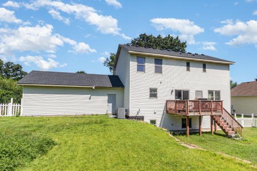 2424 Briar Oakes Boulevard, Monticello, MN 55362