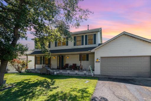 2424 Briar Oakes Boulevard, Monticello, MN 55362