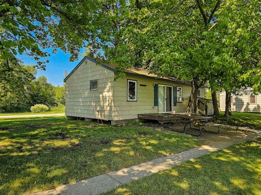 Dent, MN 56528