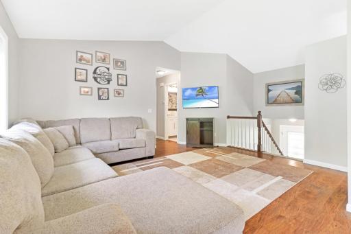 751 Glenwood Avenue E, Big Lake, MN 55309