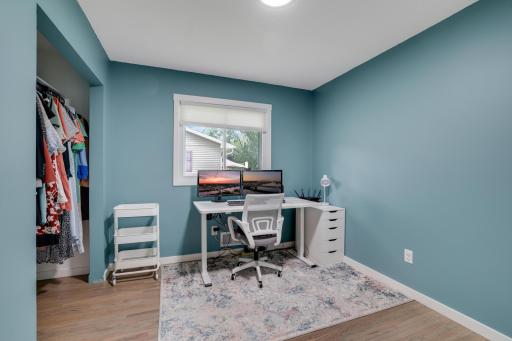 2070 Flint Drive, Saint Paul, MN 55122