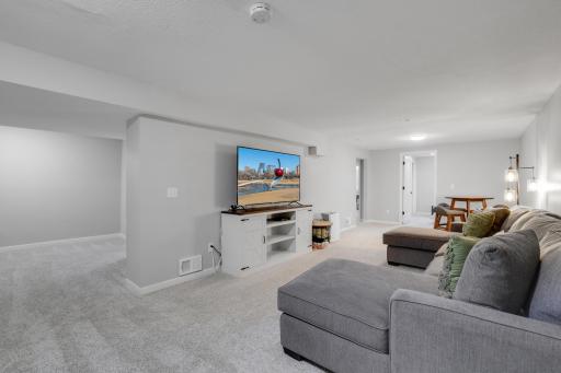 2070 Flint Drive, Saint Paul, MN 55122