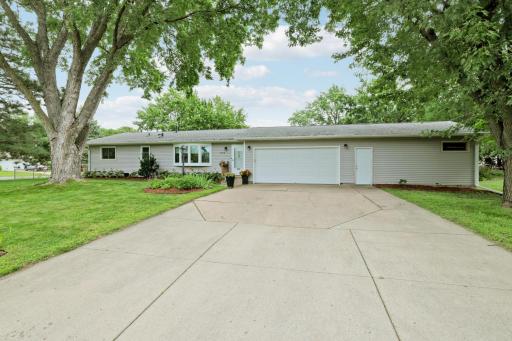 2070 Flint Drive, Saint Paul, MN 55122