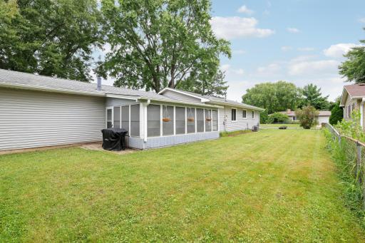 2070 Flint Drive, Saint Paul, MN 55122