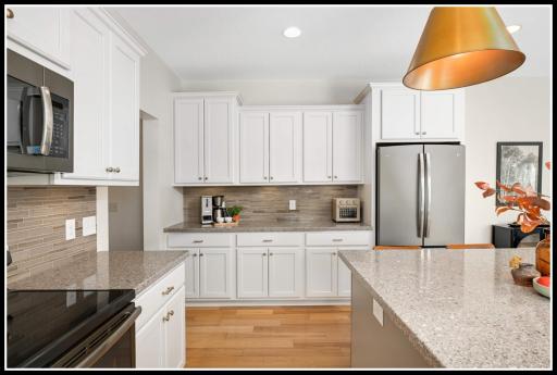 5611 Mount Curve Boulevard SE, Prior Lake, MN 55372