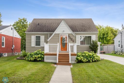 1409 7th Street N, Fargo, ND 58102