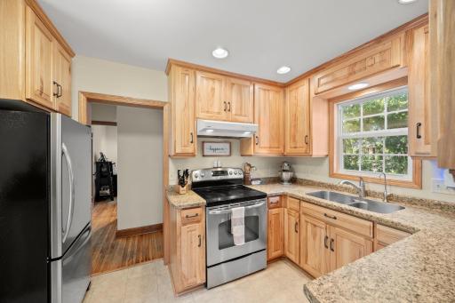 341 E 5th Street, Litchfield, MN 55355