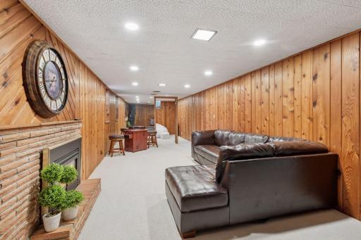 10013 Girard Avenue S, Bloomington, MN 55431