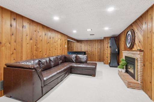 10013 Girard Avenue S, Bloomington, MN 55431