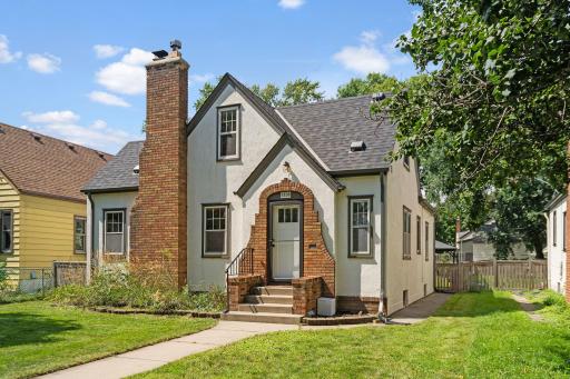 Classic curb appeal on a quiet side-street!