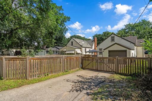 5538 Pleasant Avenue, Minneapolis, MN 55419