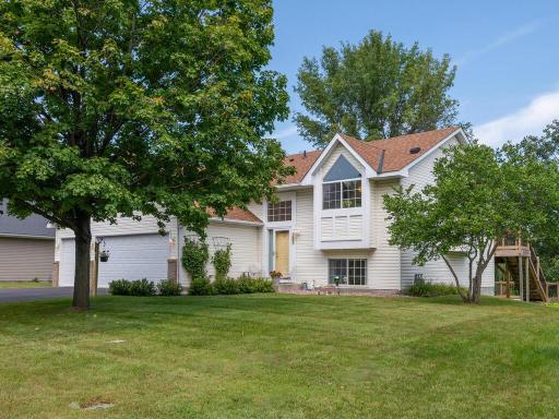New roof! Come and see this home with an expansive foyer.