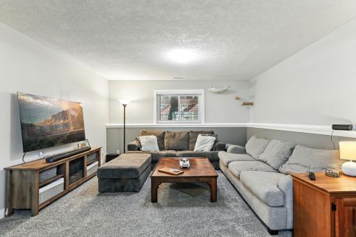 673 Concord Drive, Chaska, MN 55318
