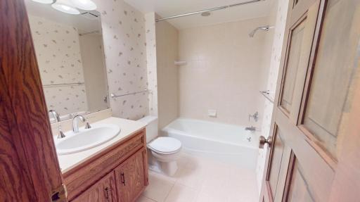 5848 Long Brake Trail, Edina, MN 55439