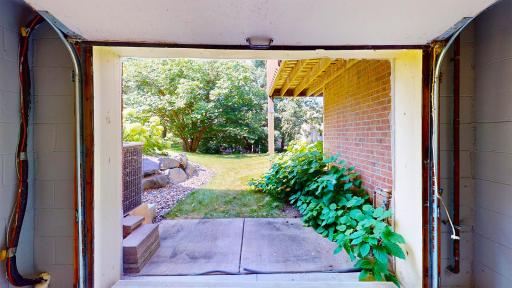 5848 Long Brake Trail, Edina, MN 55439