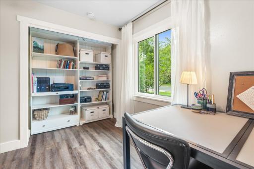 Built in shelving in Bed 2