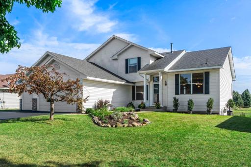 2064 Meridian Court, Shakopee, MN 55379