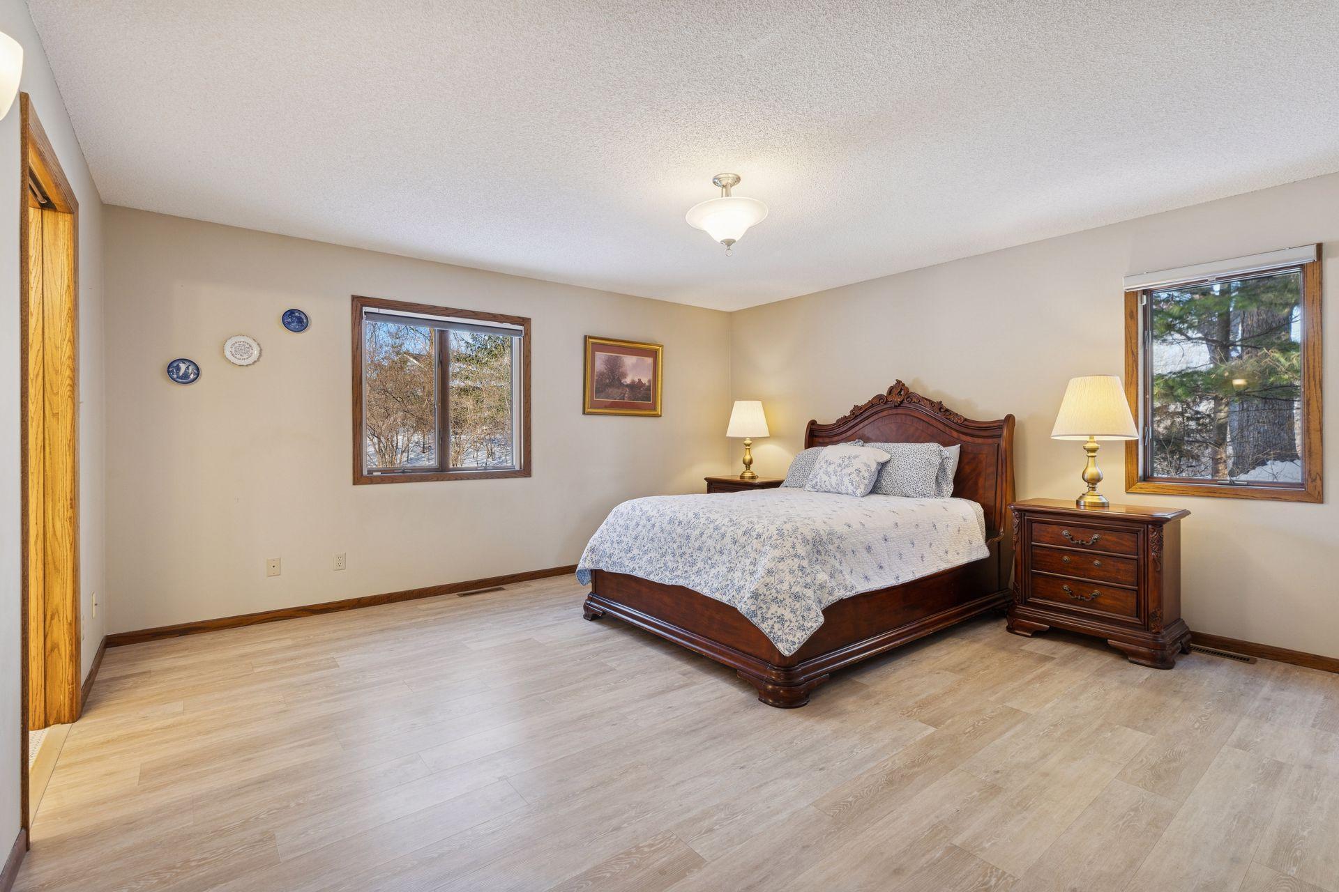 Main floor owner's suite.