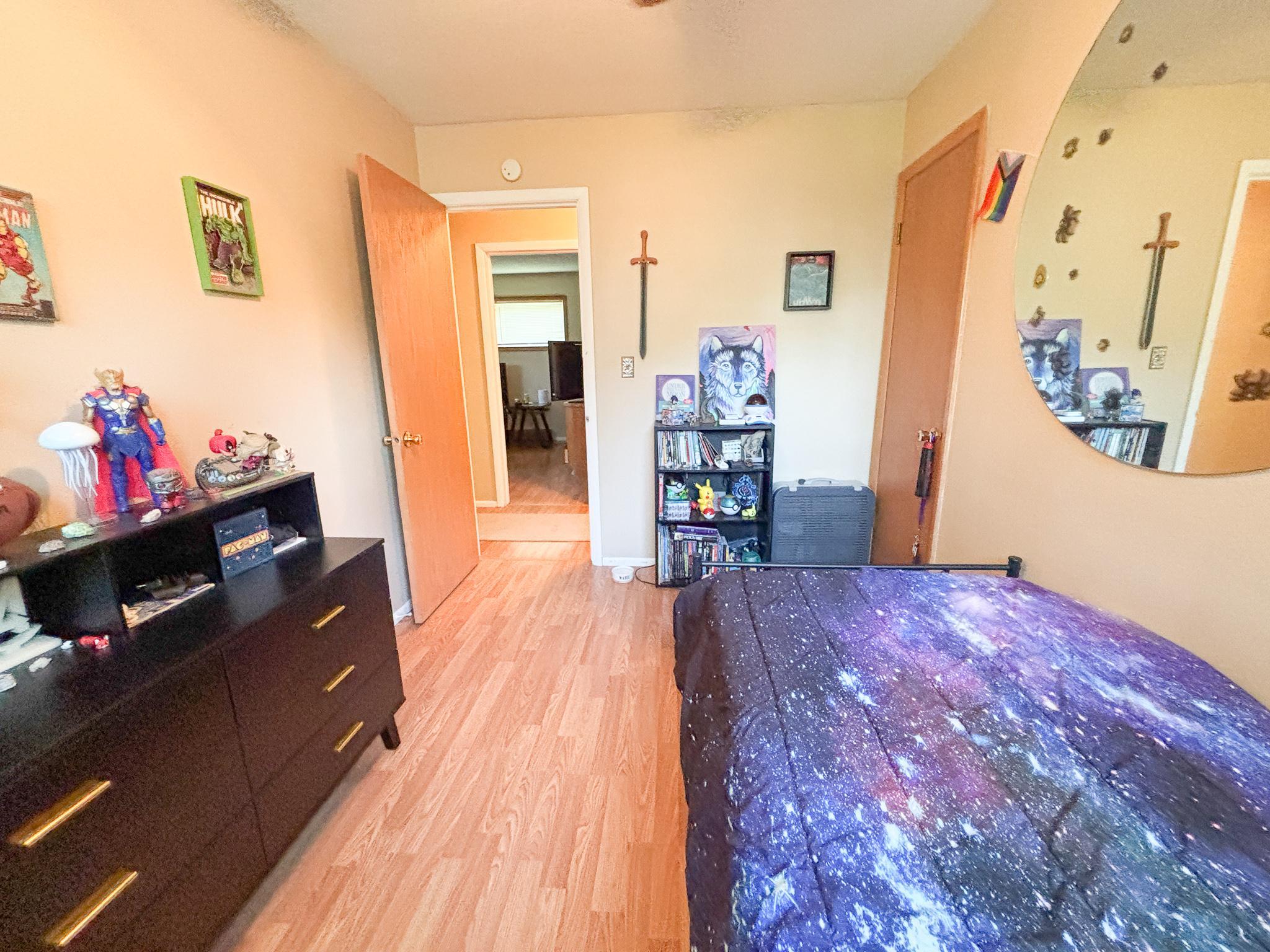 UL Bedroom 2