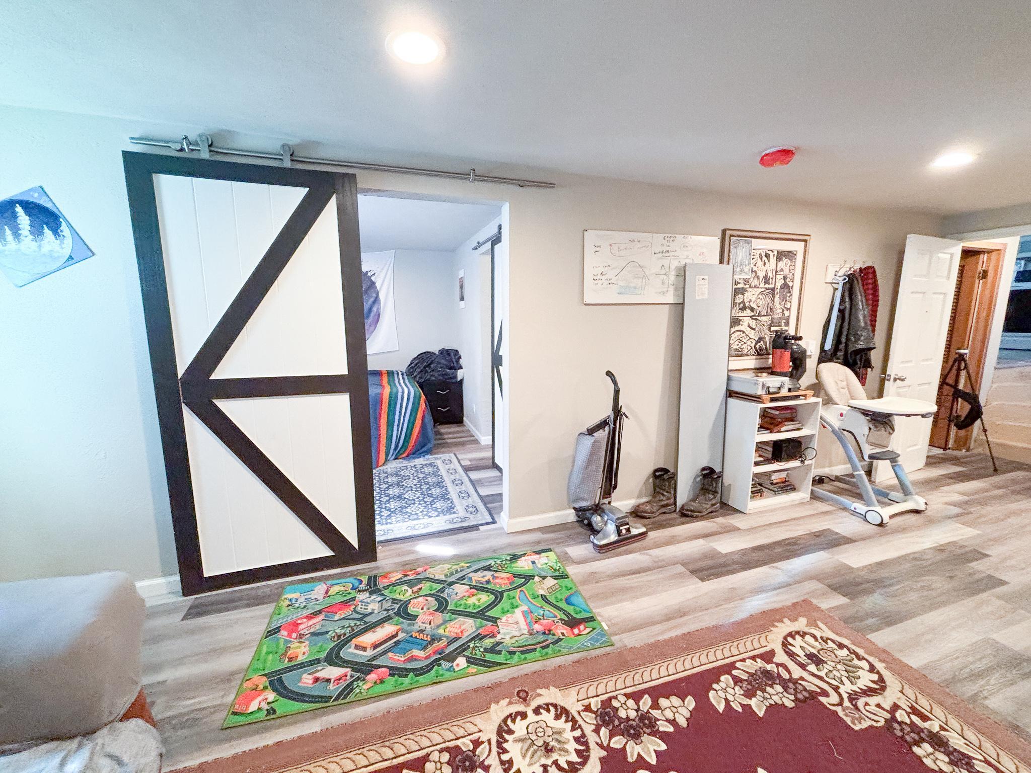 LL Living Room Unit 2