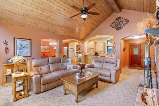 6814 Old Whiskey Road, Pequot Lakes, MN 56472
