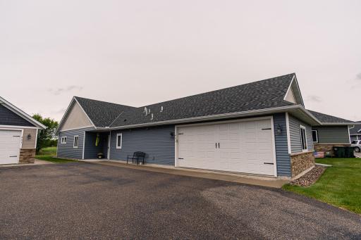 431 Pintail Circle, Annandale, MN 55302