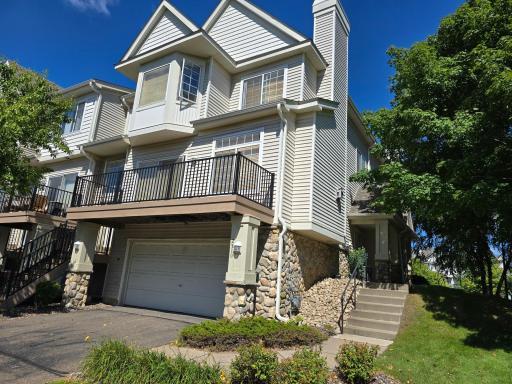 2310 Eagle Trace Lane, Saint Paul, MN 55129