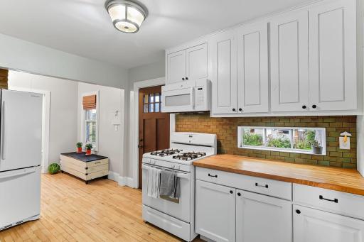 3917 27th Avenue S, Minneapolis, MN 55406