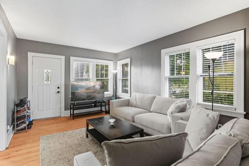 Spacious front living room, lots of light