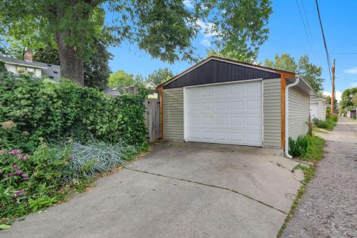 3917 27th Avenue S, Minneapolis, MN 55406