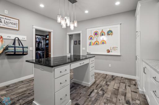 446 Trent Jones Drive, Oxbow, ND 58047