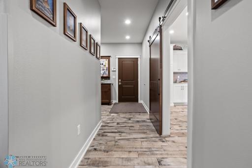 446 Trent Jones Drive, Oxbow, ND 58047