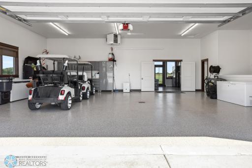 446 Trent Jones Drive, Oxbow, ND 58047
