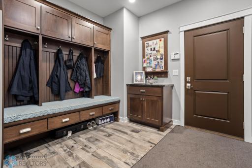 446 Trent Jones Drive, Oxbow, ND 58047