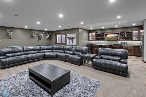 446 Trent Jones Drive, Oxbow, ND 58047
