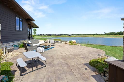 446 Trent Jones Drive, Oxbow, ND 58047