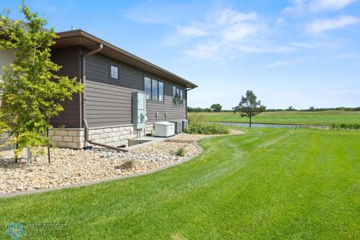 446 Trent Jones Drive, Oxbow, ND 58047