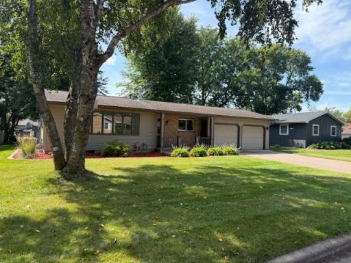 205 Viking Drive, Mankato, MN 56001