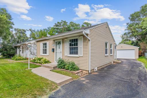 1645 Blackstone Avenue, Saint Louis Park, MN 55416