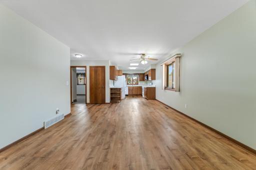 429 S 1st Street, La Crescent, MN 55947