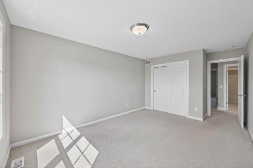 11102 41st Street Circle N, Lake Elmo, MN 55042