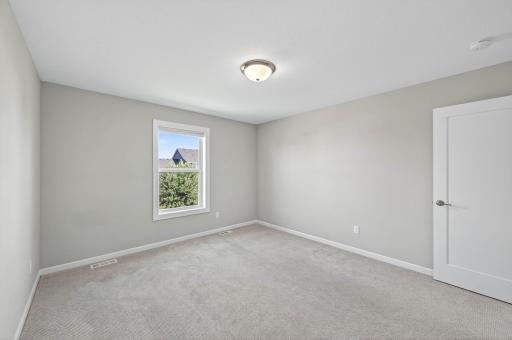 11102 41st Street Circle N, Lake Elmo, MN 55042