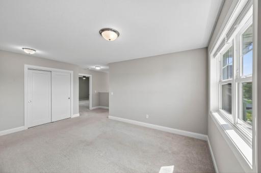 11102 41st Street Circle N, Lake Elmo, MN 55042