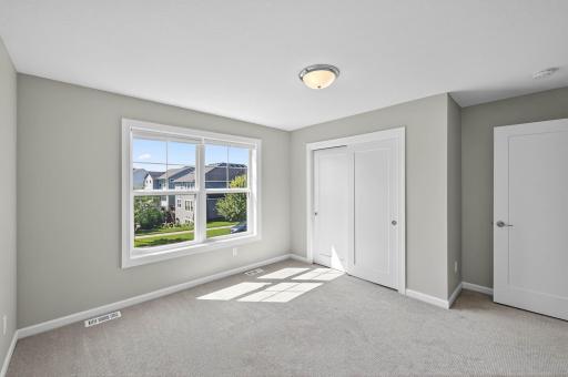 11102 41st Street Circle N, Lake Elmo, MN 55042