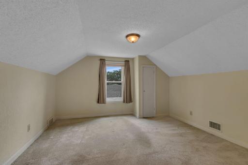 1420 Broadway Avenue S, Sauk Rapids, MN 56379