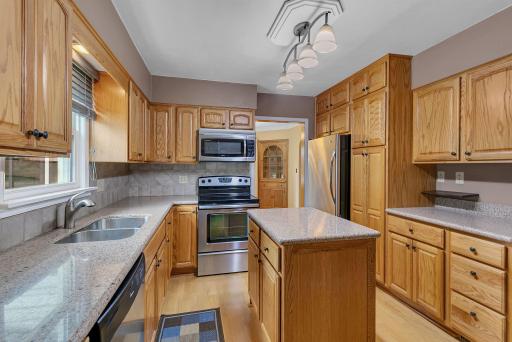 1420 Broadway Avenue S, Sauk Rapids, MN 56379