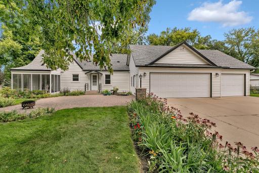 1420 Broadway Avenue S, Sauk Rapids, MN 56379