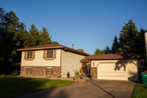 3172 Centerville Road, Vadnais Heights, MN 55127
